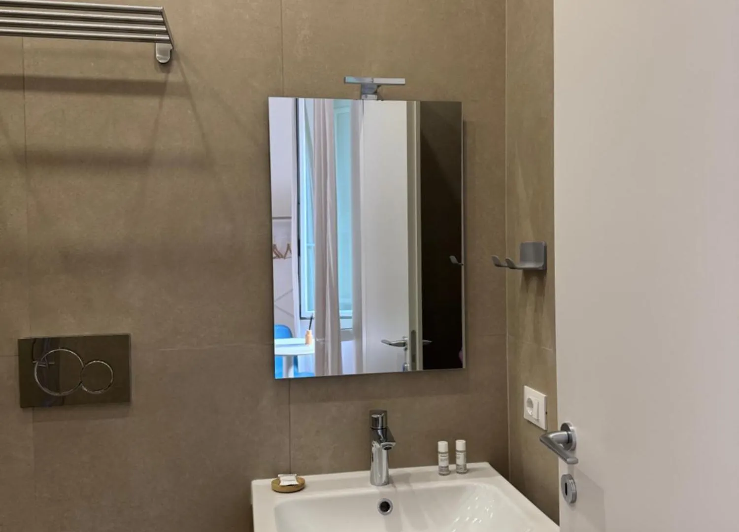 Flat 7 Rome Guesthouse 0*,  Italy